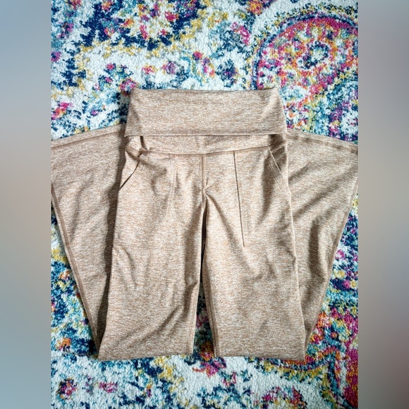 Aerie Offline The Hugger Foldover Flare Leggings - Picture 5 of 8